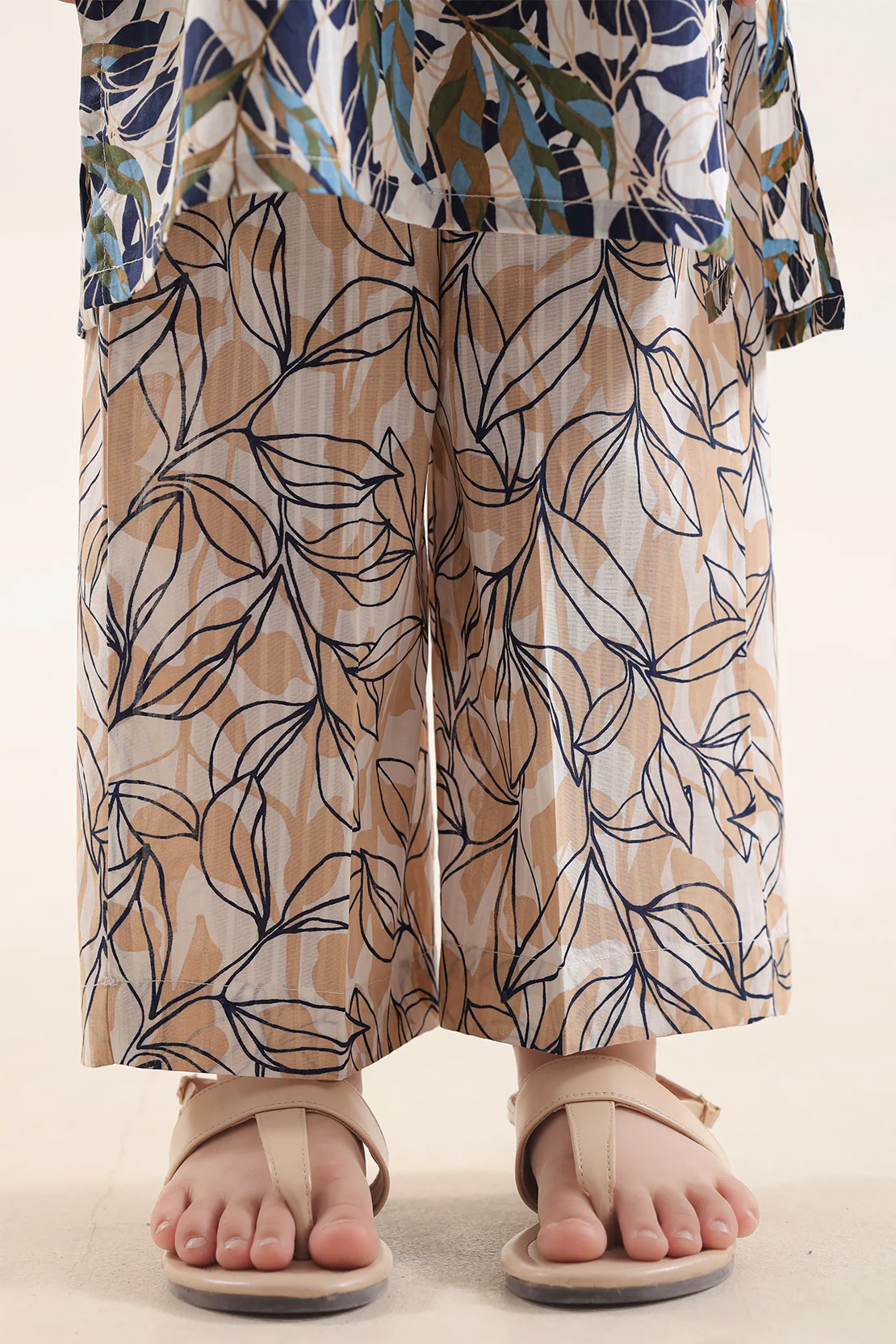 Printed Lawn Stitched 2 Piece (Shirt/Trouser) For Kids - Image 6
