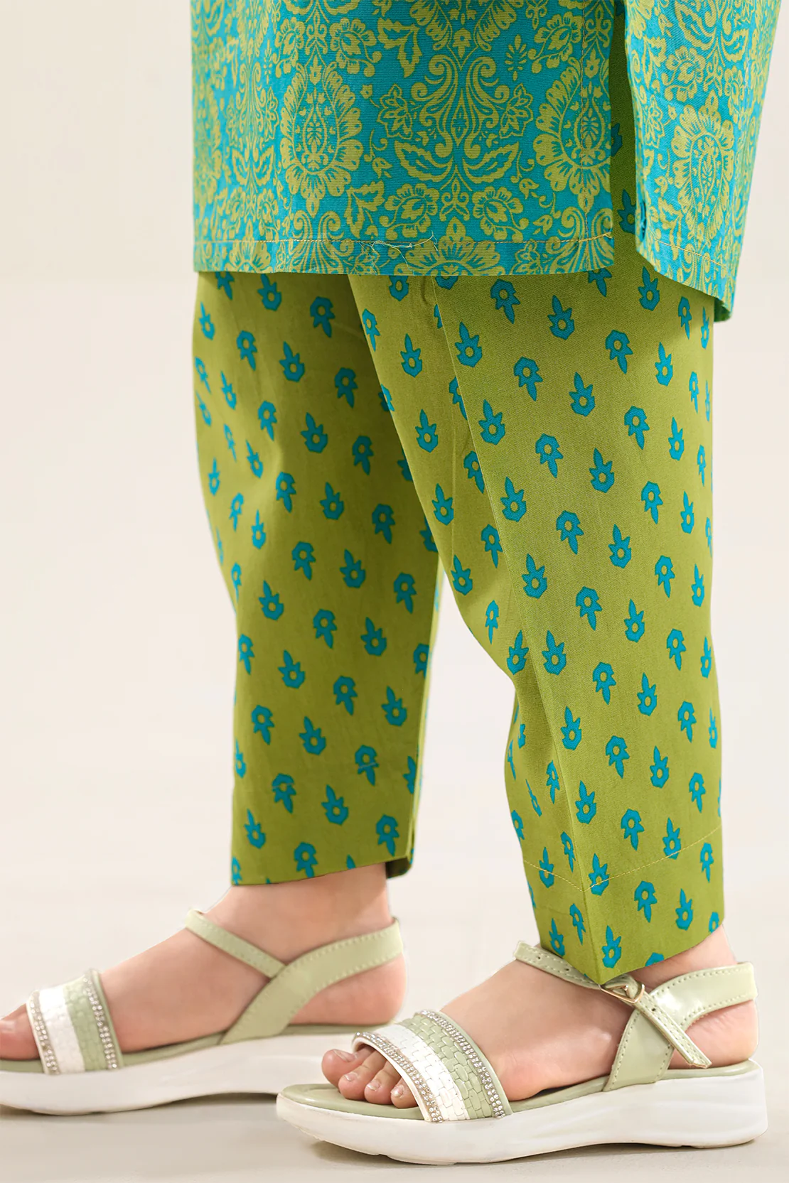 Printed Lawn Stitched 2 Piece (Shirt/Trouser) For Kids - Image 6