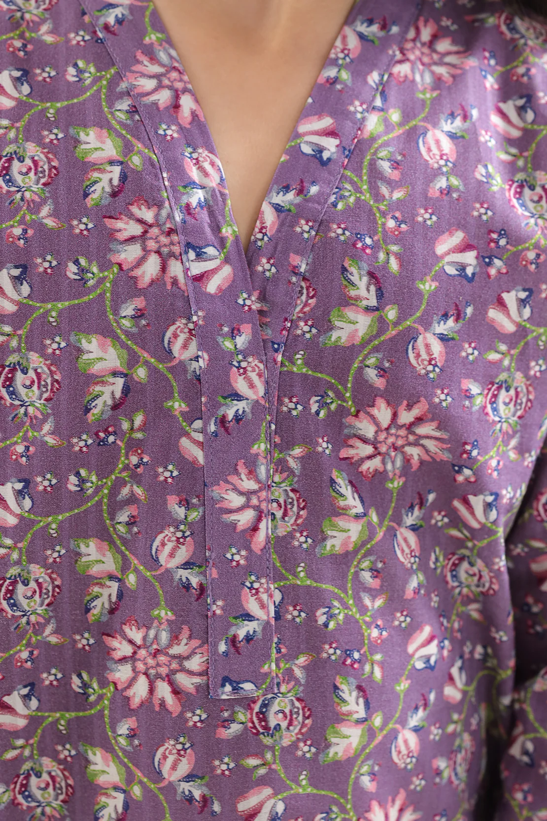 Printed Lawn Stitched 2 Piece (Shirt/Trouser) For Kids - Image 4