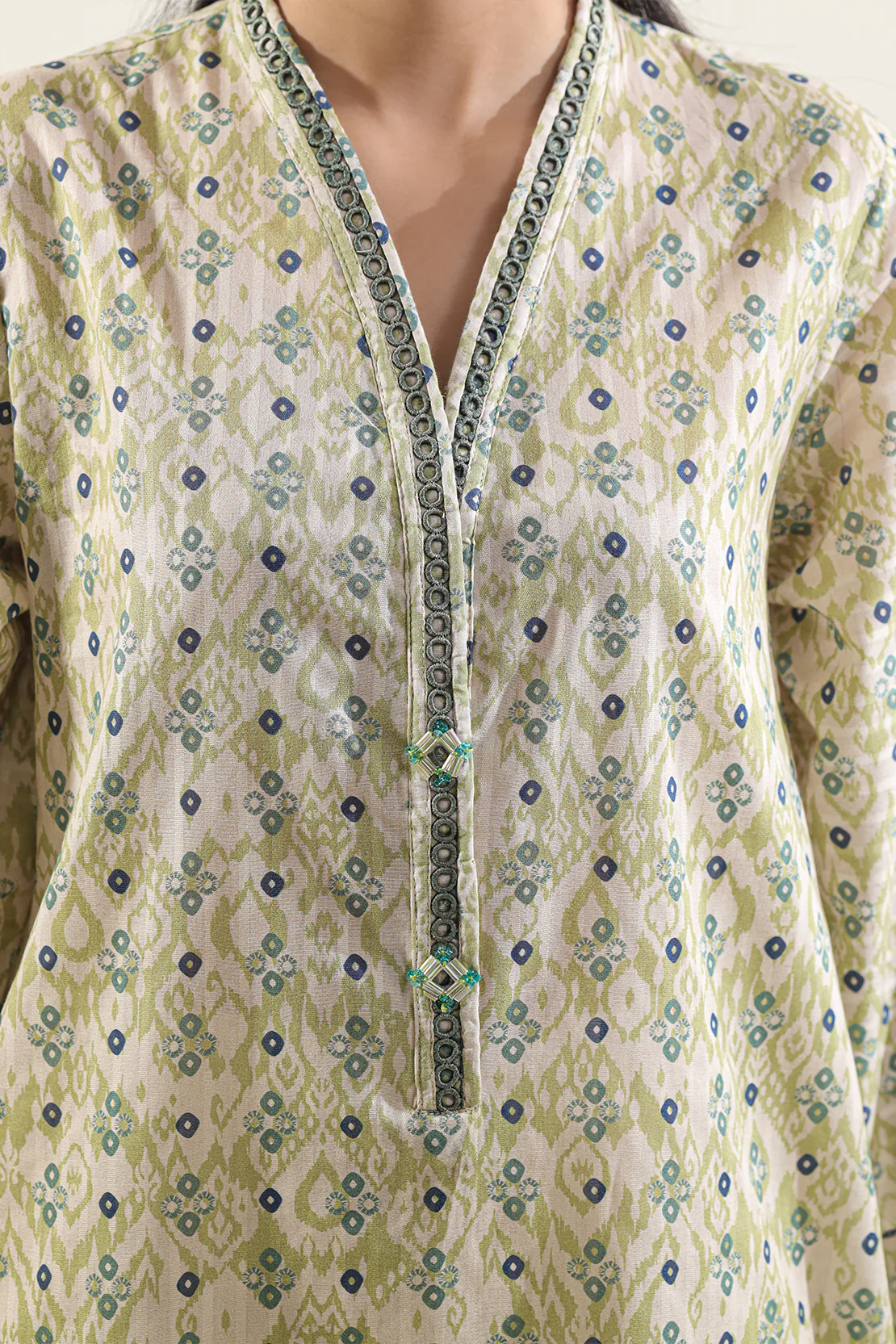 Printed Lawn Stitched 2 Piece (Shirt/Trouser) - Image 4