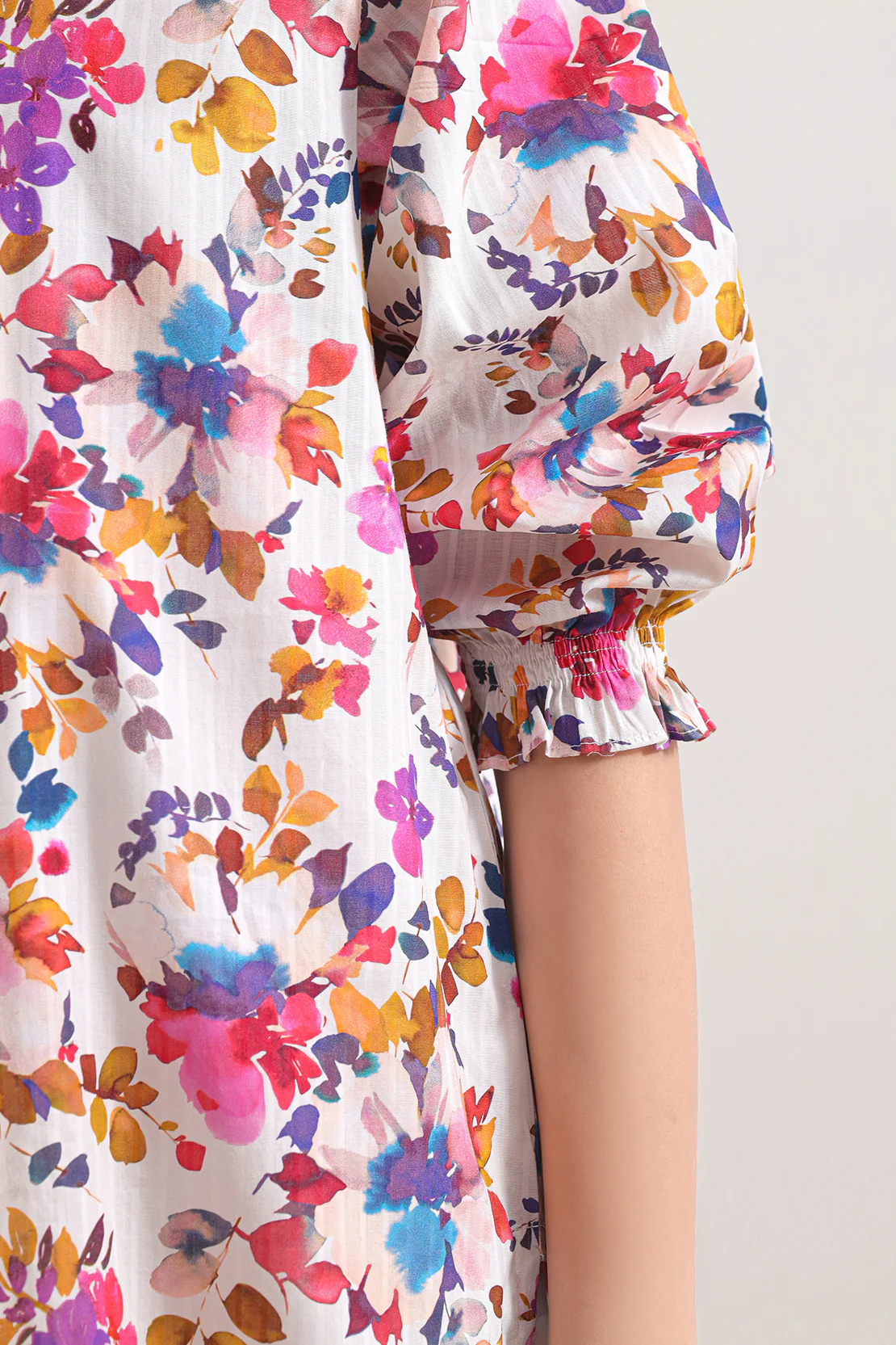 Printed Lawn Stitched 2 Piece (Shirt/Trouser) - Image 5