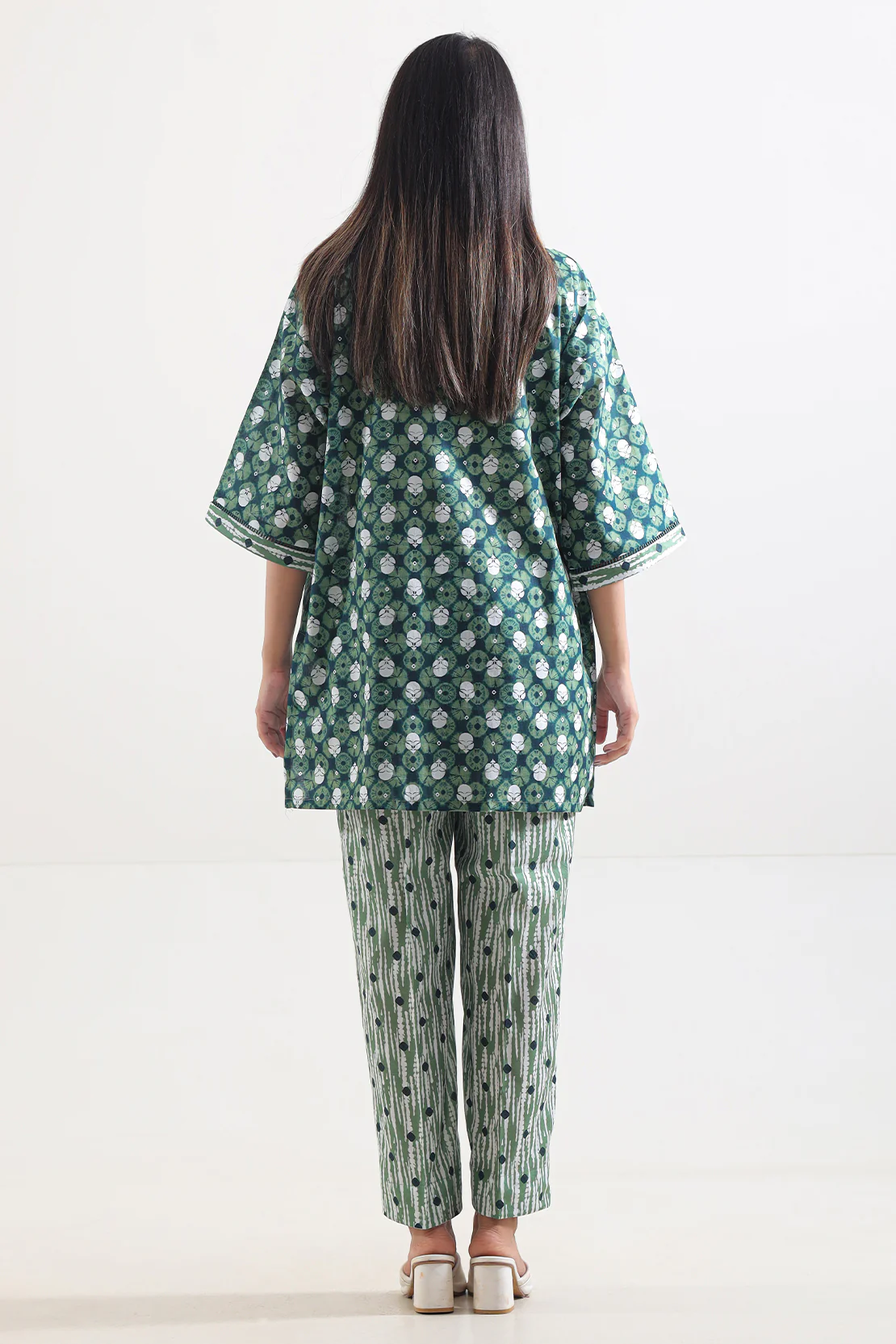 Printed Lawn Stitched 2 Piece (Shirt/Trouser) - Image 6