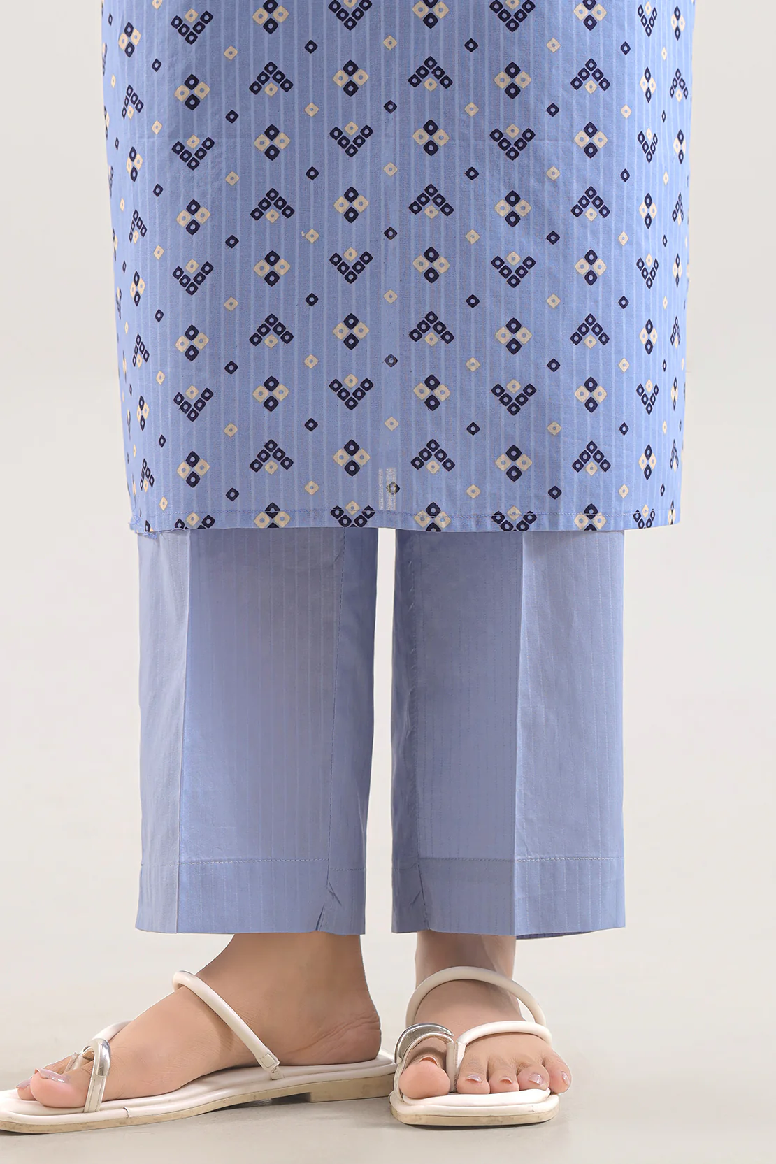 Printed Lawn Stitched 2 Piece (Shirt/Trouser) - Image 5