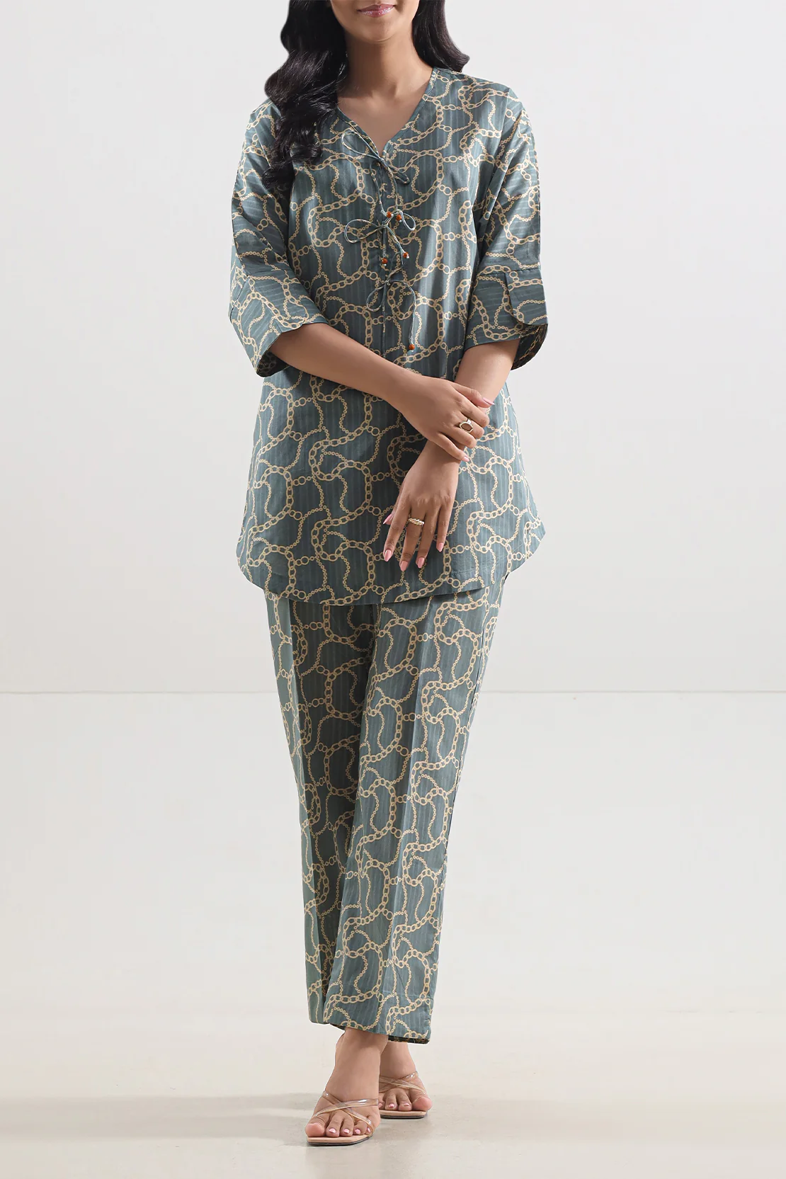 Printed Lawn Stitched 2 Piece (Shirt/Trouser) - Image 2