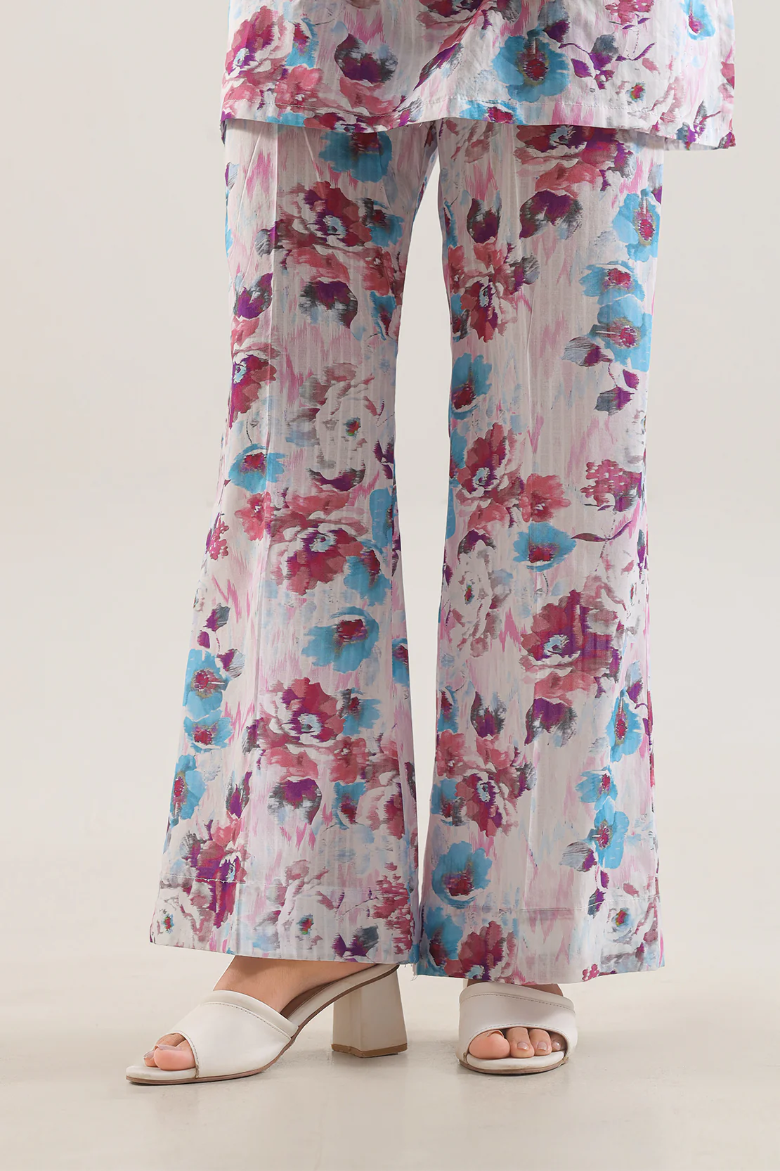 Printed Lawn Stitched 2 Piece (Shirt/Trouser) - Image 5