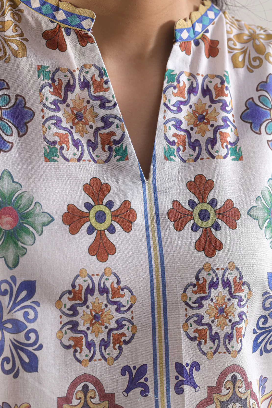 Printed Lawn Stitched 2 Piece (Shirt/Trouser) - Image 5