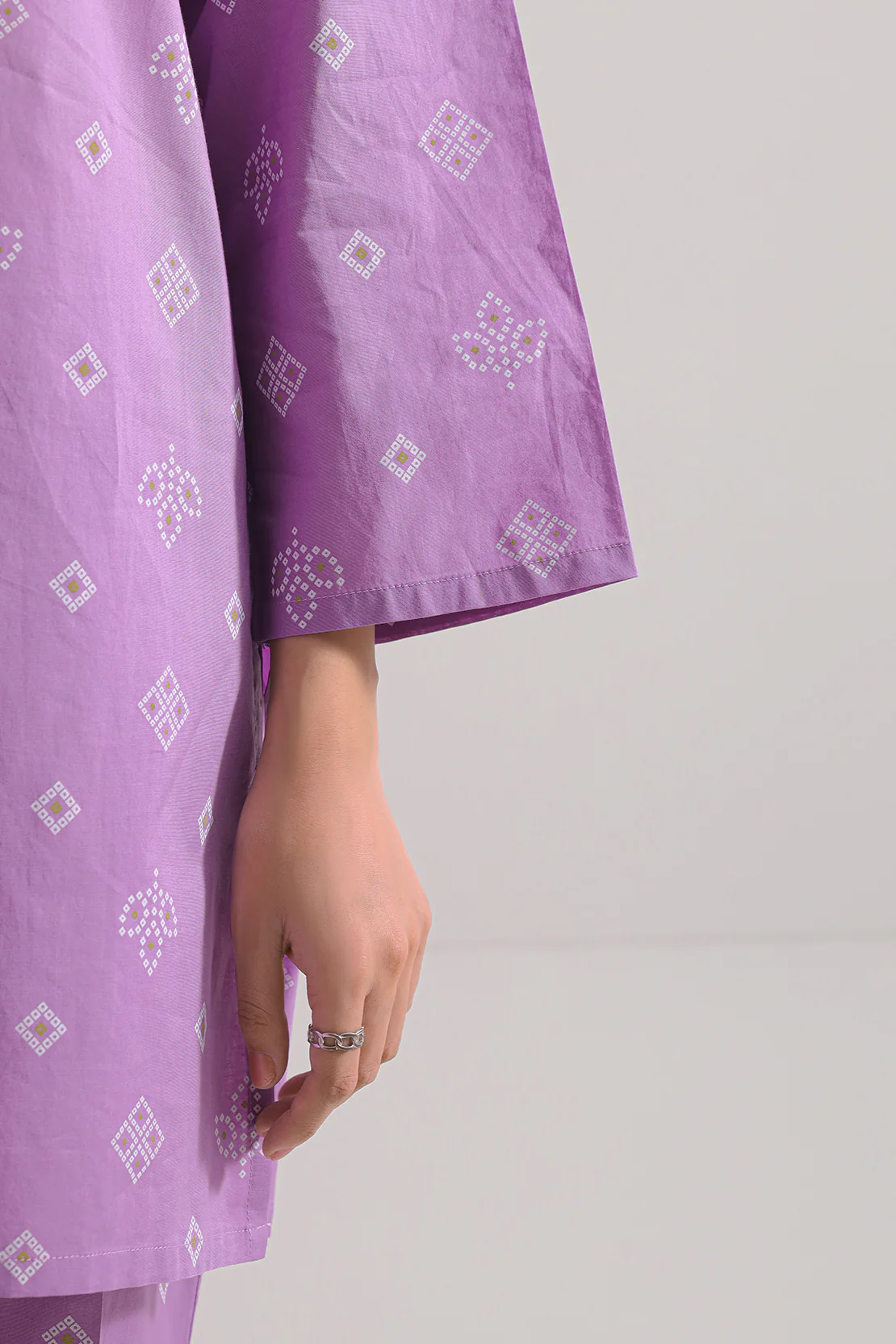 Printed Lawn Stitched 2 Piece (Shirt/Trouser) - Image 5