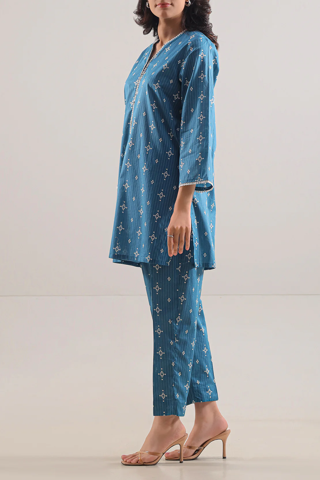Printed Lawn Stitched 2 Piece (Shirt/Trouser) - Image 2