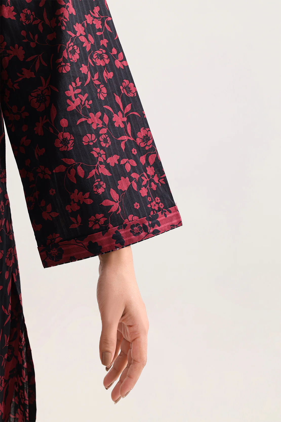 Printed Lawn Stitched 2 Piece (Shirt/Trouser) - Image 4