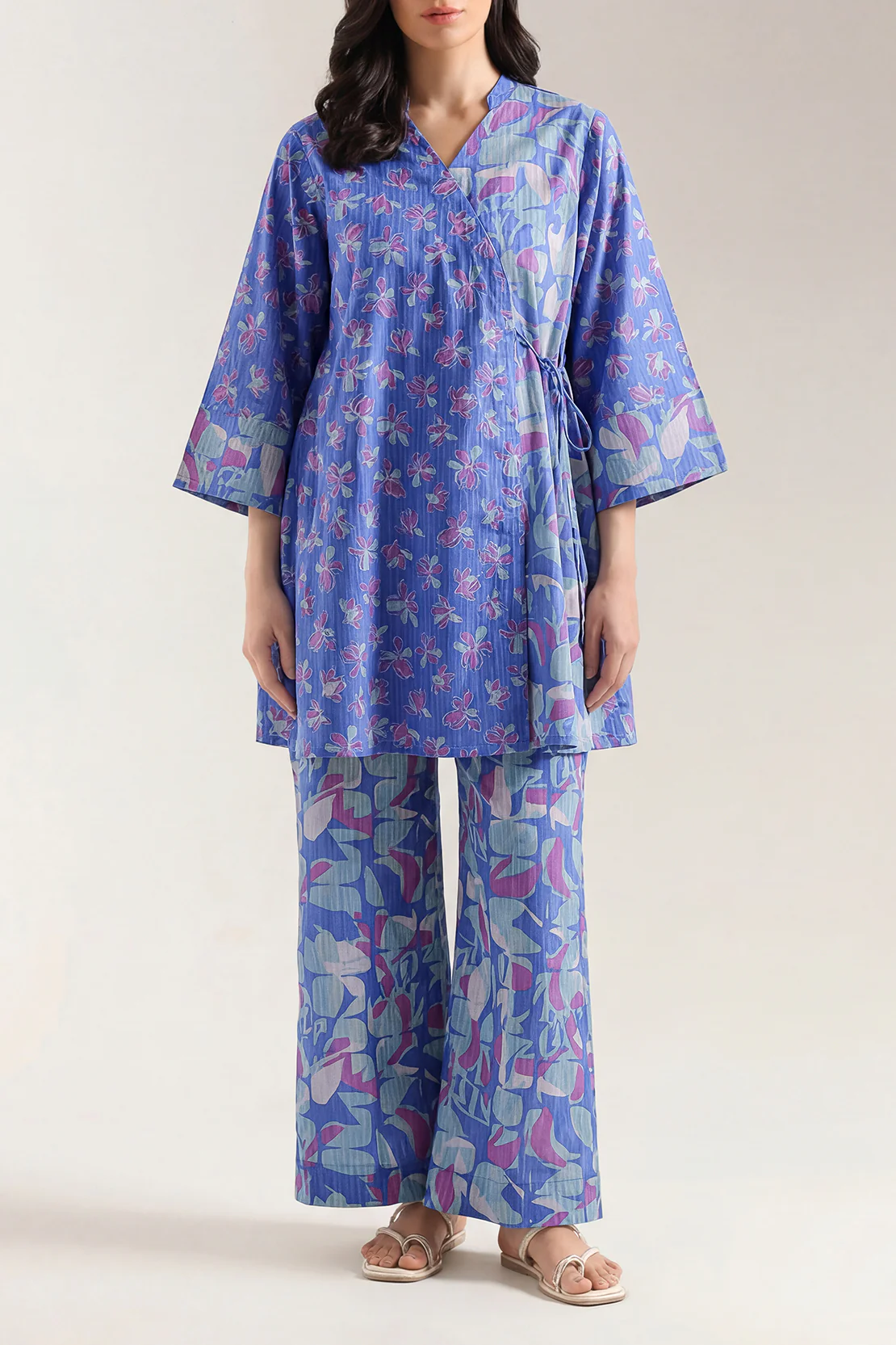 Printed Lawn Stitched 2 Piece (Shirt/Trouser) - Image 2