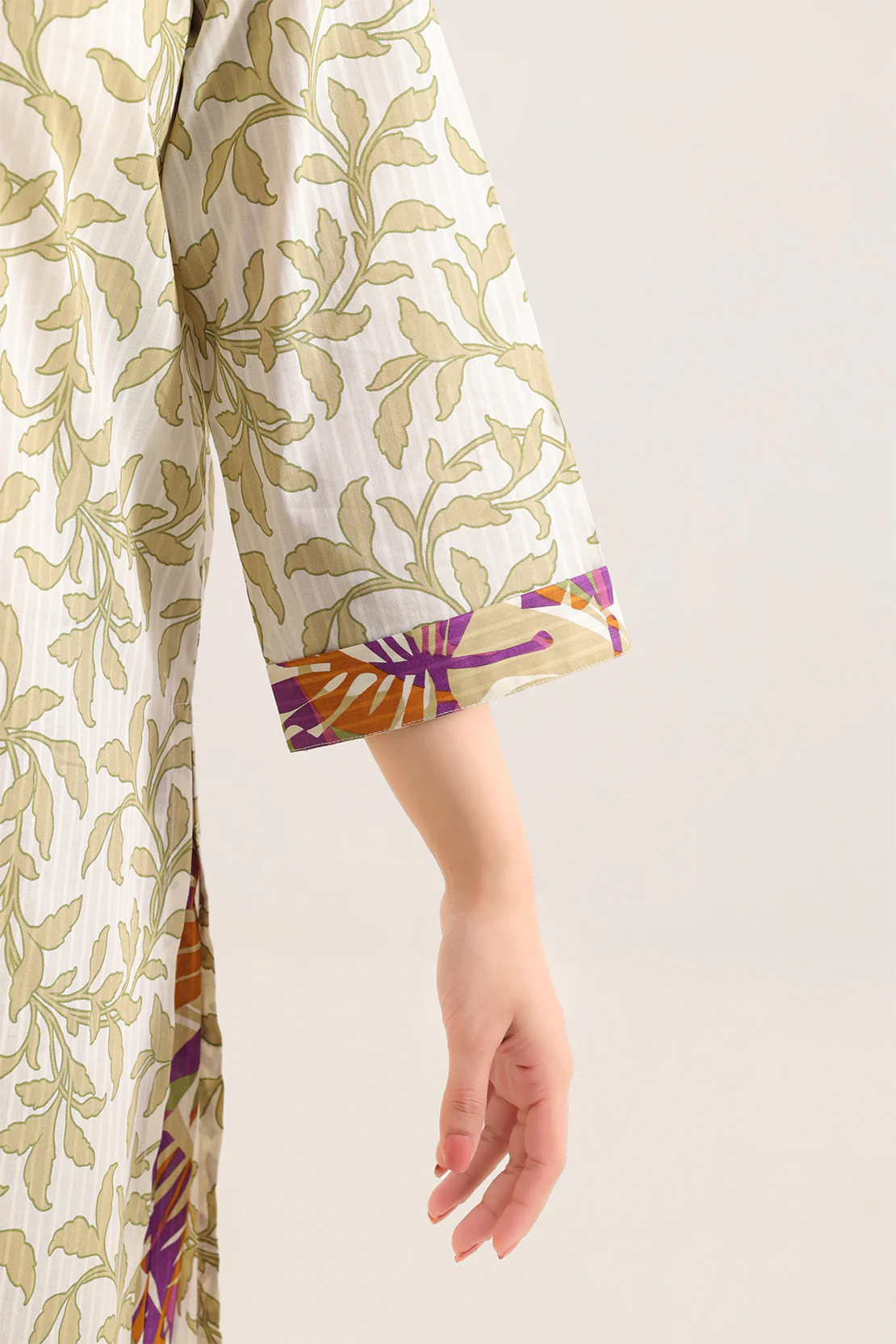 Printed Lawn Stitched 2 Piece (Shirt/Trouser) - Image 4