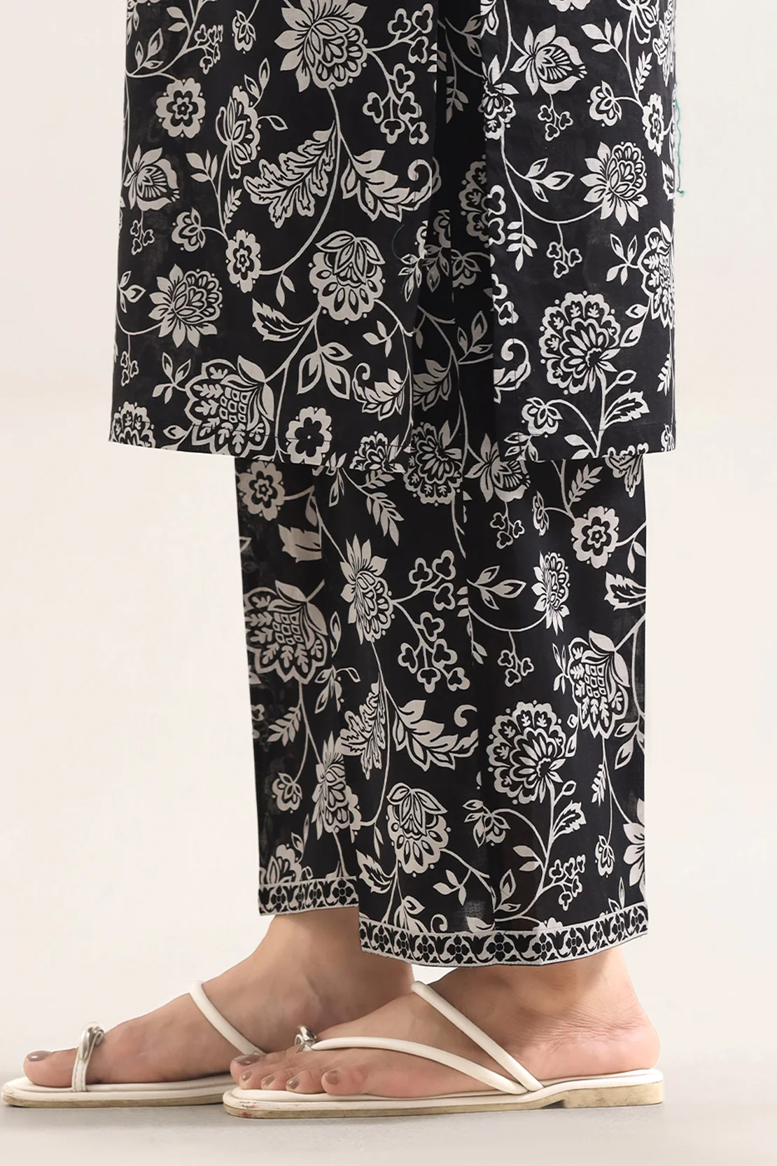Printed Lawn Stitched 2 Piece (Shirt/Trouser) - Image 6