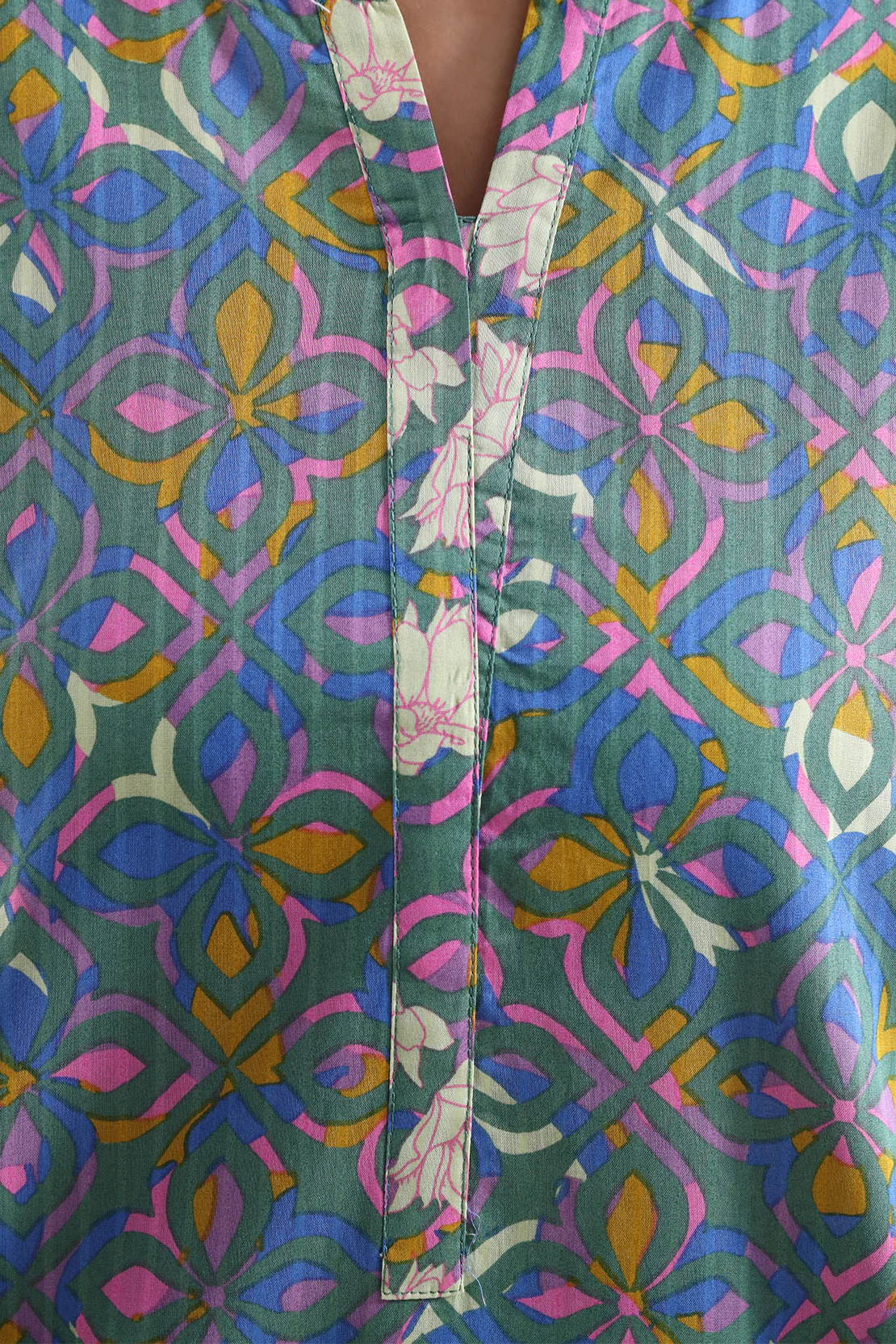 Printed Lawn Stitched 2 Piece (Shirt/Trouser) - Image 3