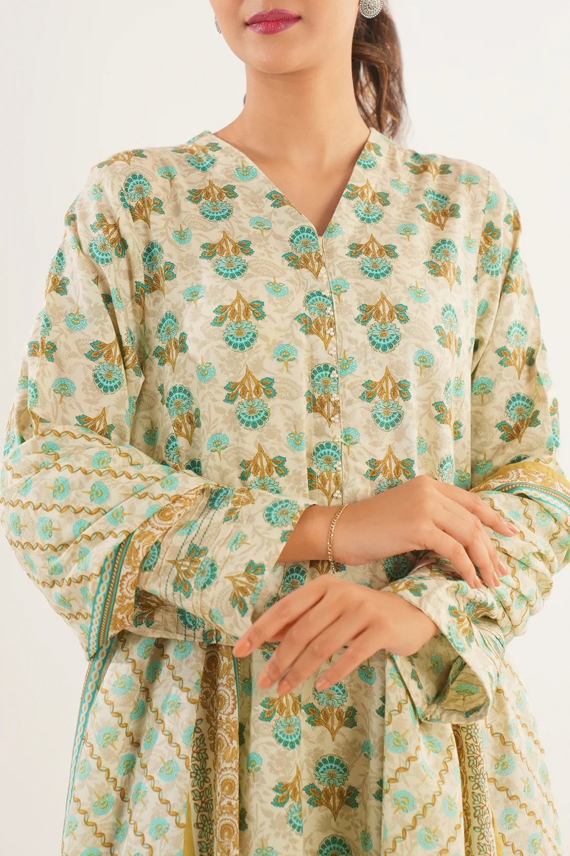 Printed Lawn Stitched 3 Piece
