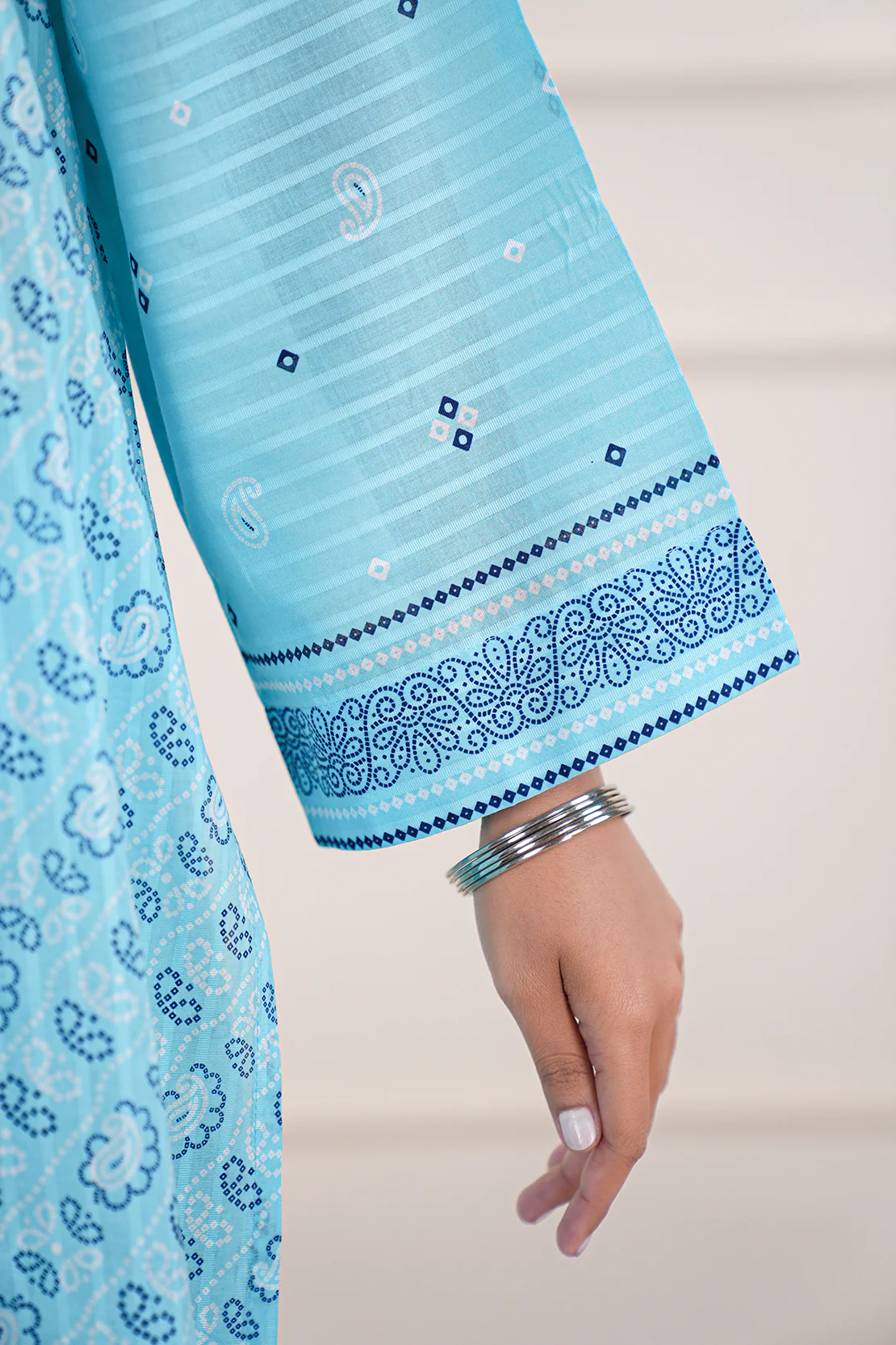 Printed Lawn Stitched 3 Piece - Image 9