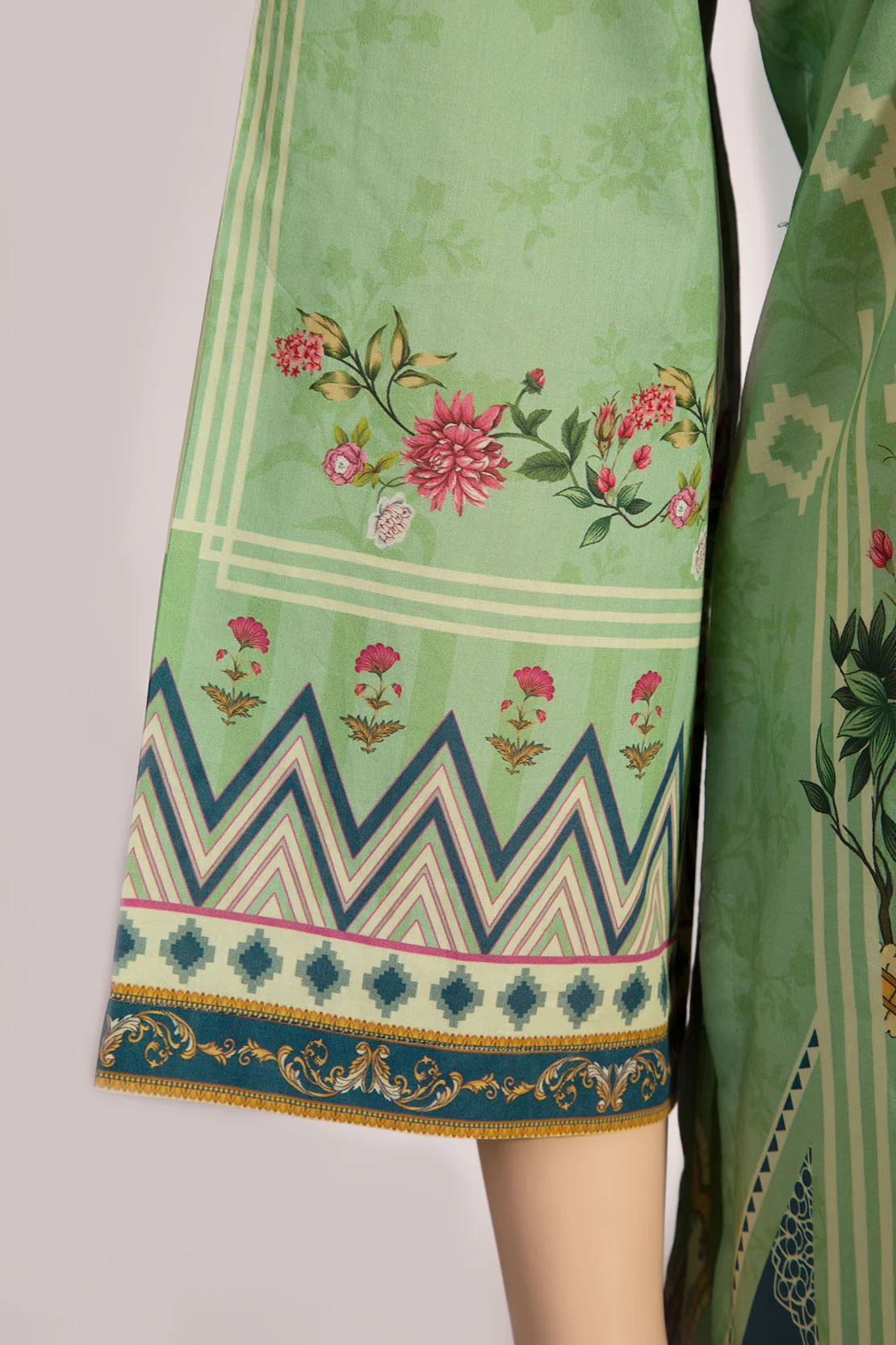 Printed Lawn Stitched 3 Piece - Image 4
