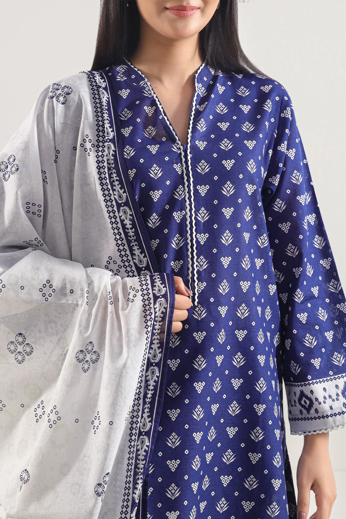 Printed Lawn Stitched 3 Piece - Image 2