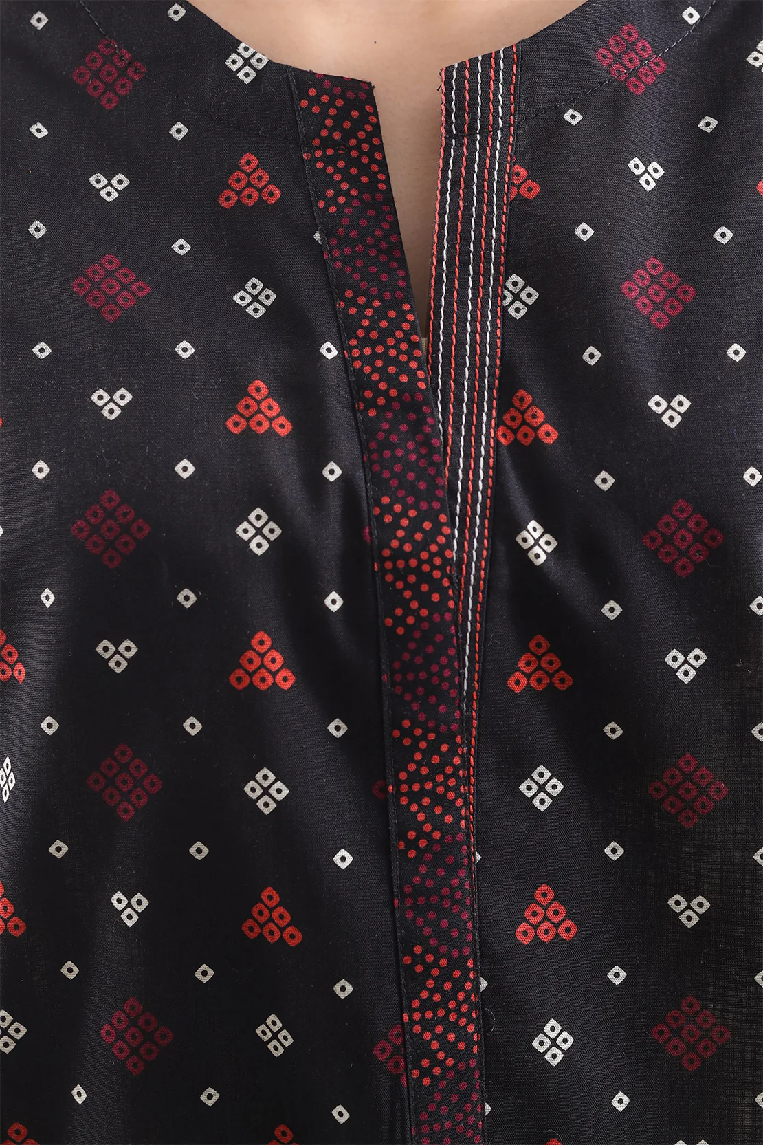 Printed Lawn Stitched 3 Piece - Image 3
