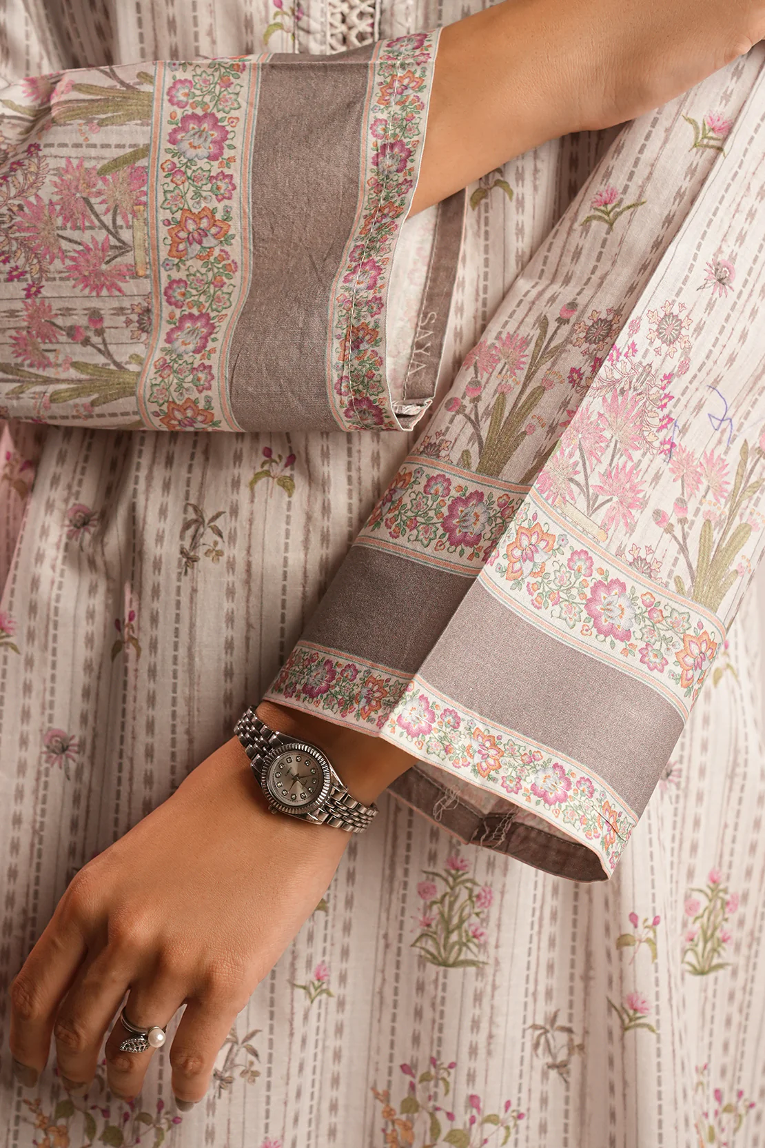 Printed Lawn Stitched Shirt - Image 9
