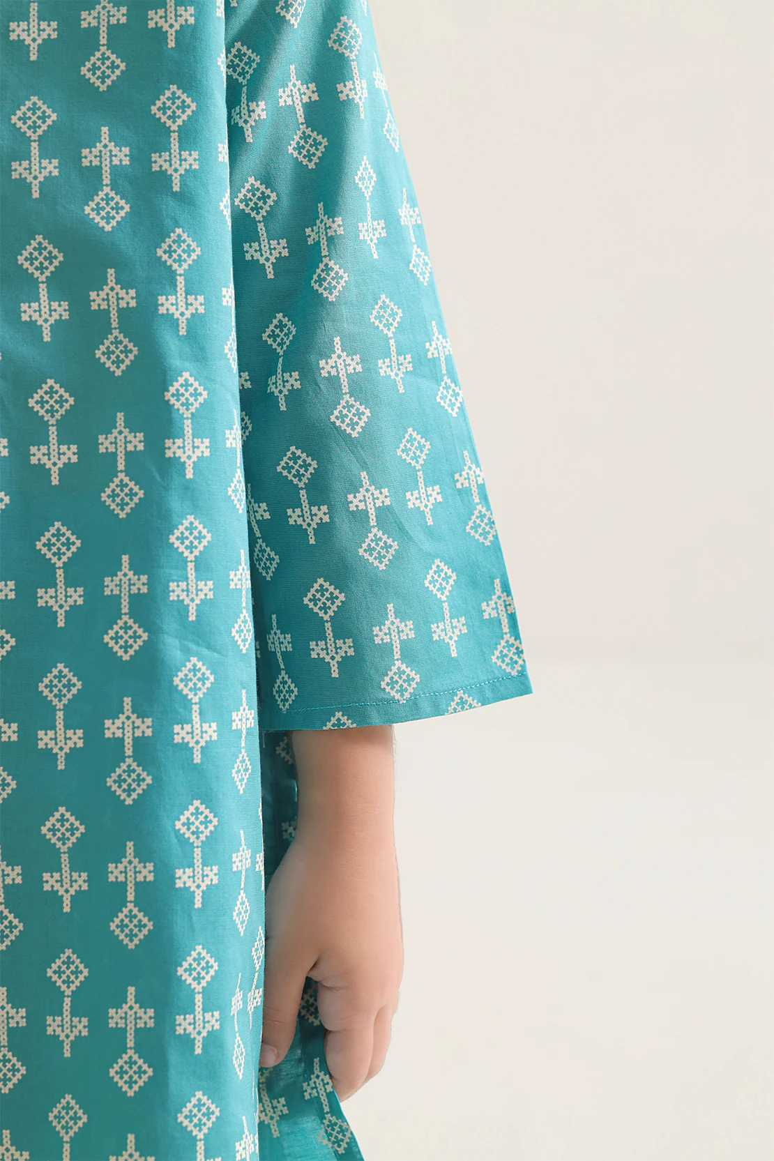 Printed Lawn Stitched Shirt For Kids - Image 5