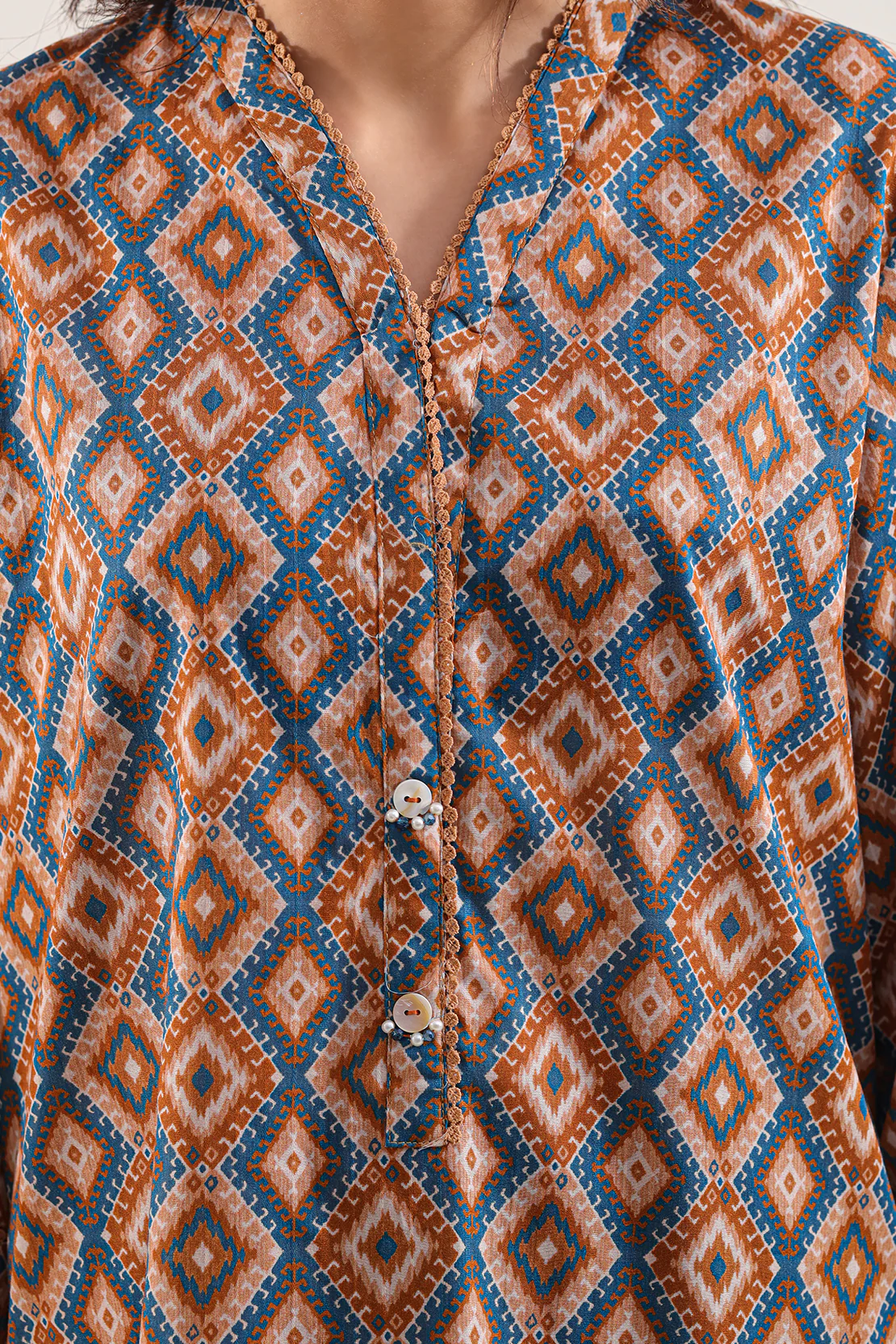 Printed Lawn Stitched Shirt - Image 4
