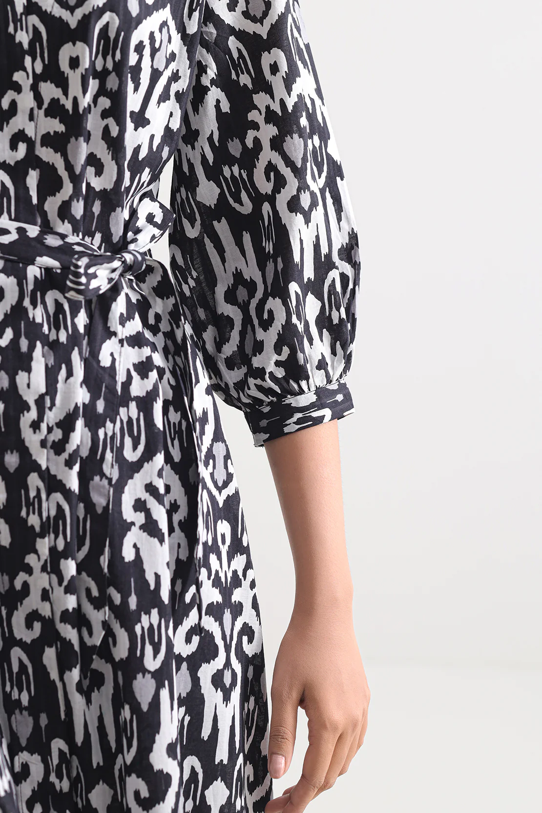 Printed Lawn Stitched Dress - Image 6