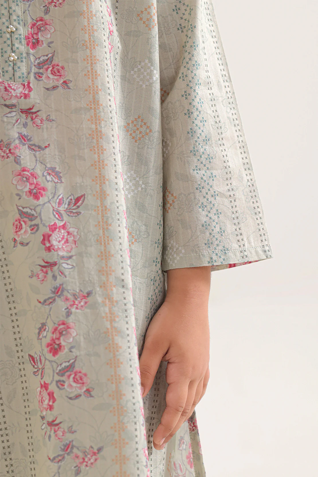 Printed Self Strip Lawn Stitched 2 Piece (Shirt/Trouser) For Kids - Image 6