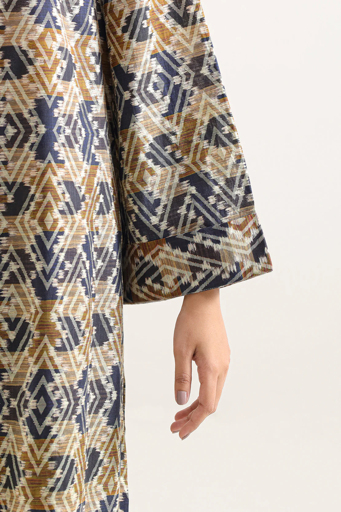 Printed Self Strip Lawn Stitched 2 Piece (Shirt/Trouser) - Image 4
