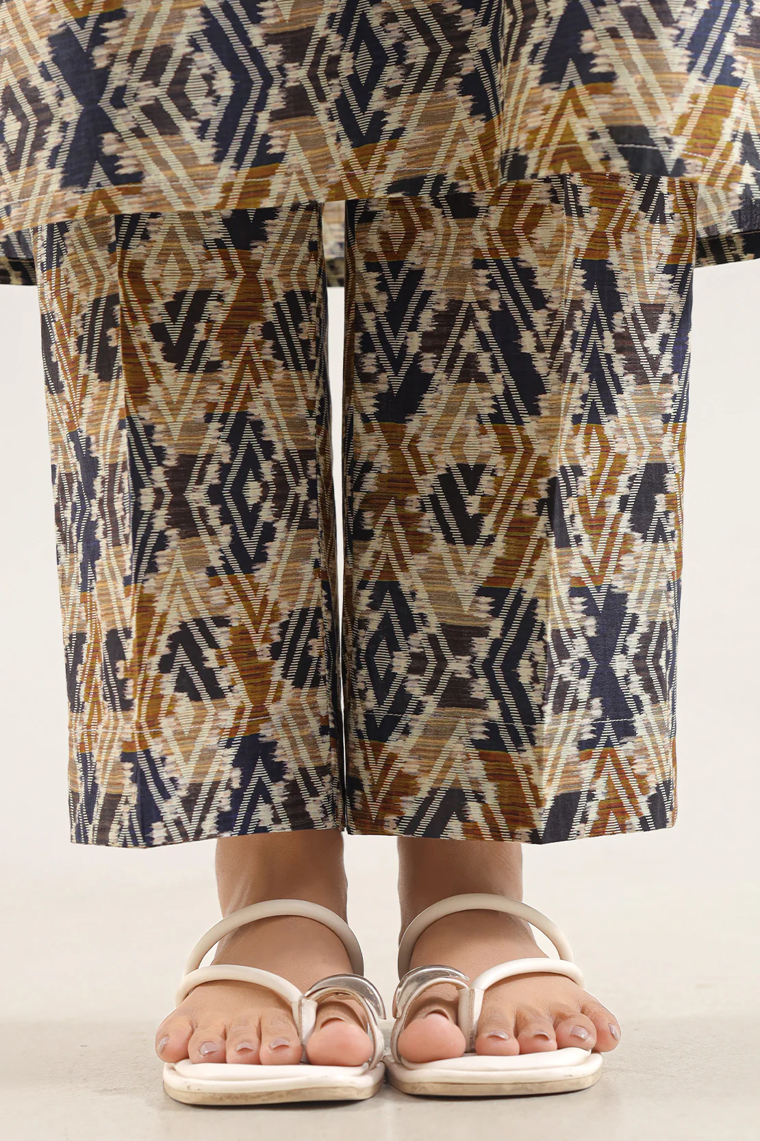 Printed Self Strip Lawn Stitched 2 Piece (Shirt/Trouser) - Image 5