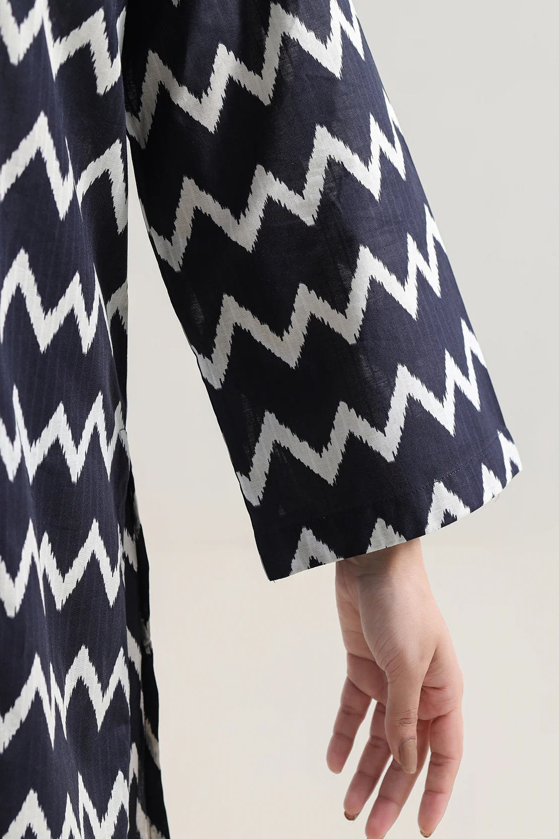 Printed Self Strip Lawn Stitched 2 Piece (Shirt/Trouser) - Image 4