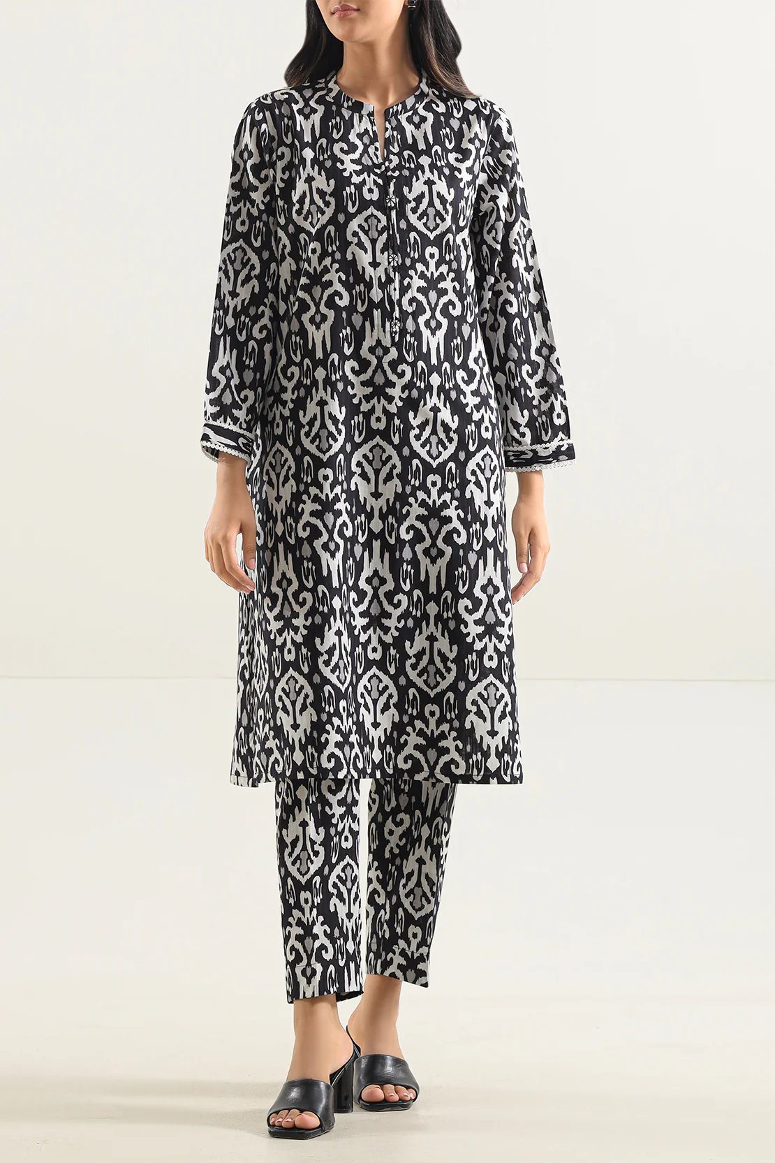 Printed Strip Lawn Stitched 2 Piece (Shirt/Trouser)