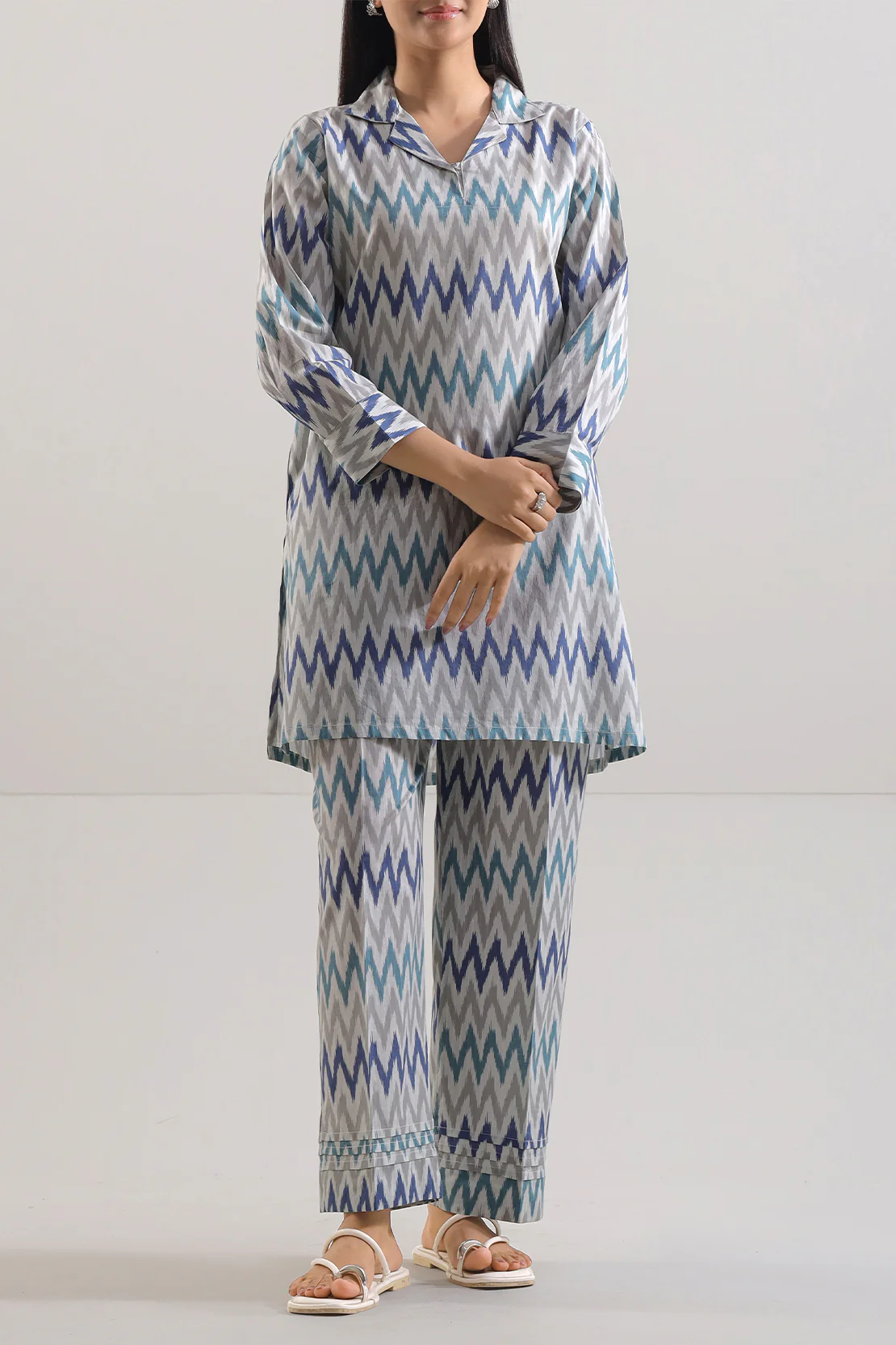 Printed Strip Lawn Stitched 2 Piece (Shirt/Trouser) - Image 3