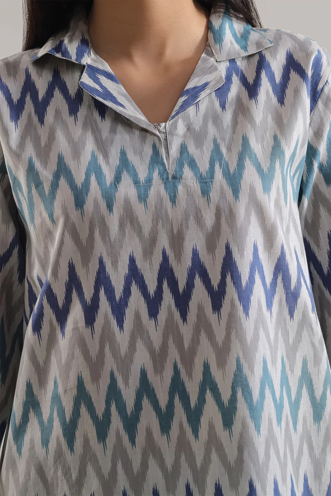 Printed Strip Lawn Stitched 2 Piece (Shirt/Trouser) - Image 4