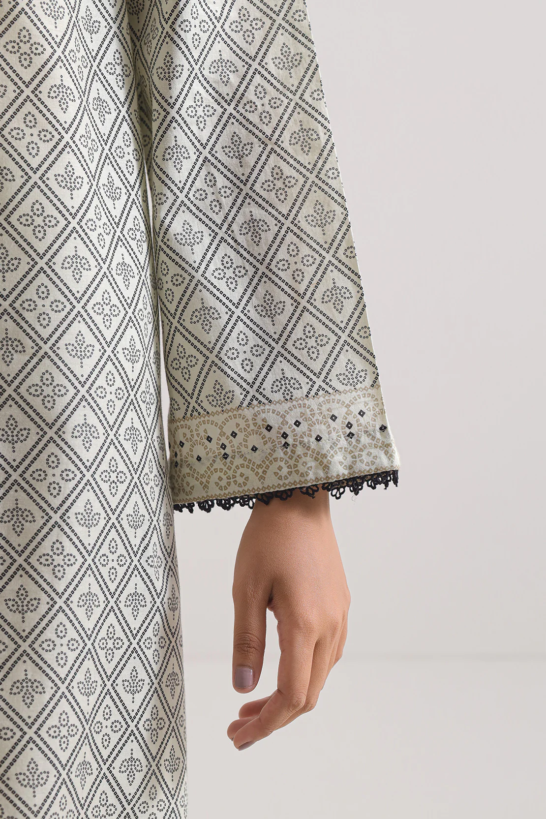 Printed Lawn Stitched 3 Piece - Image 5