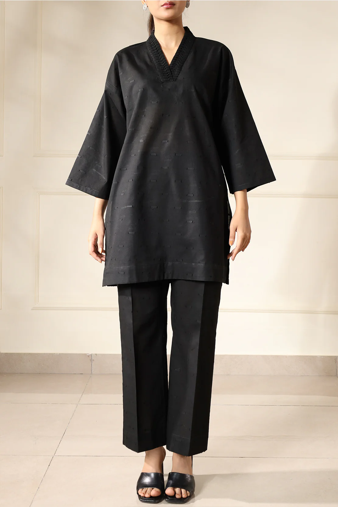 Reverse Jacquard Stitched Shirt - Image 4