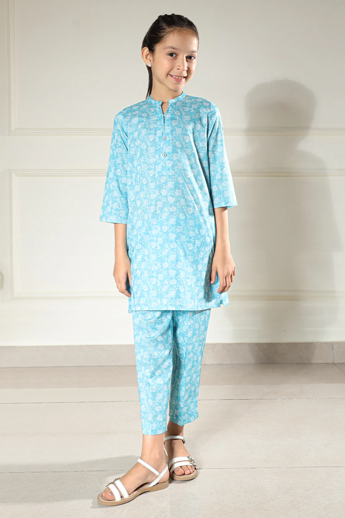 SAYA's Printed Lawn Stitched For Mom And Daughter - Image 10
