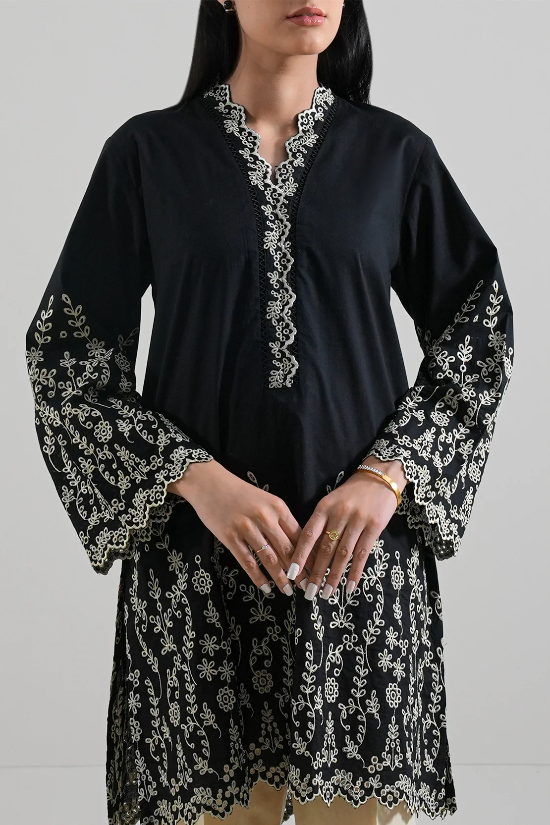 Solid Embroidered Khaddar Stitched 2 Piece (Shirt/Trouser) - Image 3