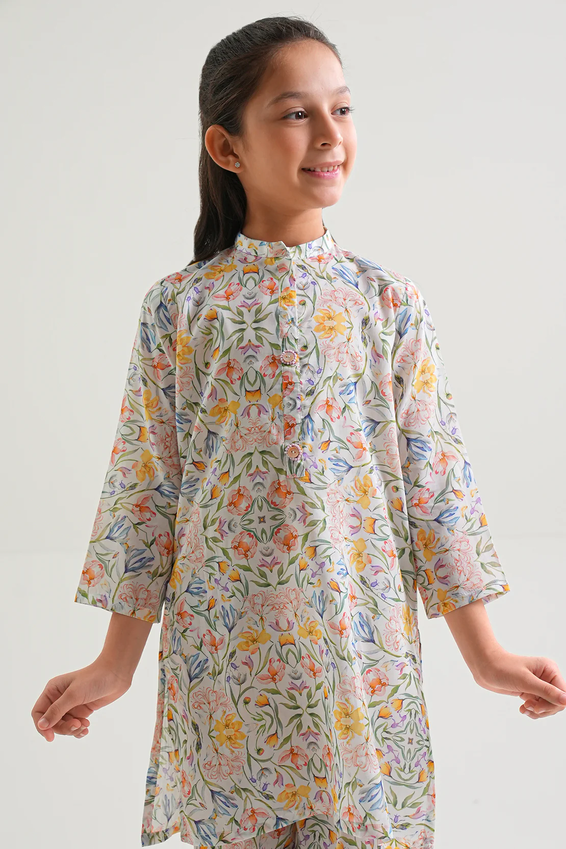 Stitched Arabic Lawn Shirt For Kids - Image 2