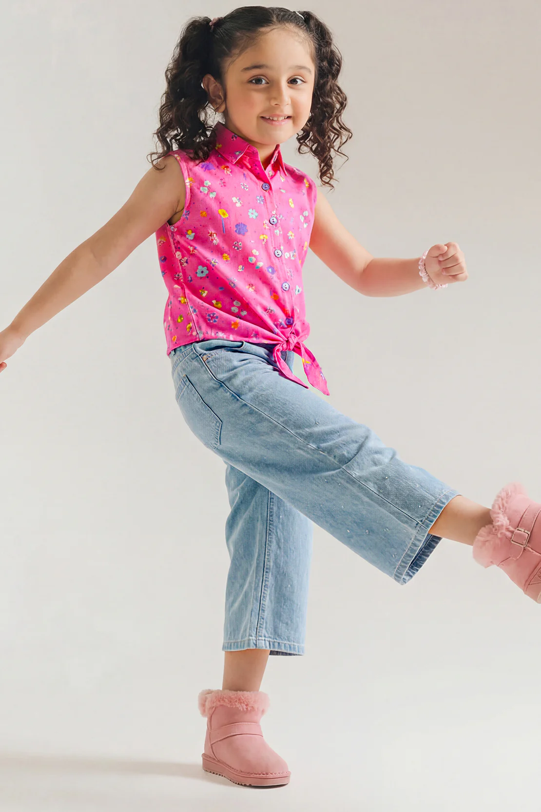 Stitched Cotton Dobby Printed Sleeveless Collared Shirt For Kids - Image 2
