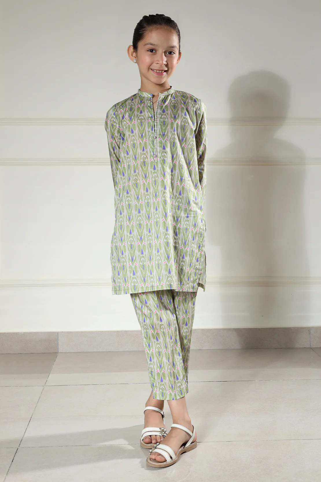 Stitched Lawn 2 Piece (Shirt/Trouser) - Image 2