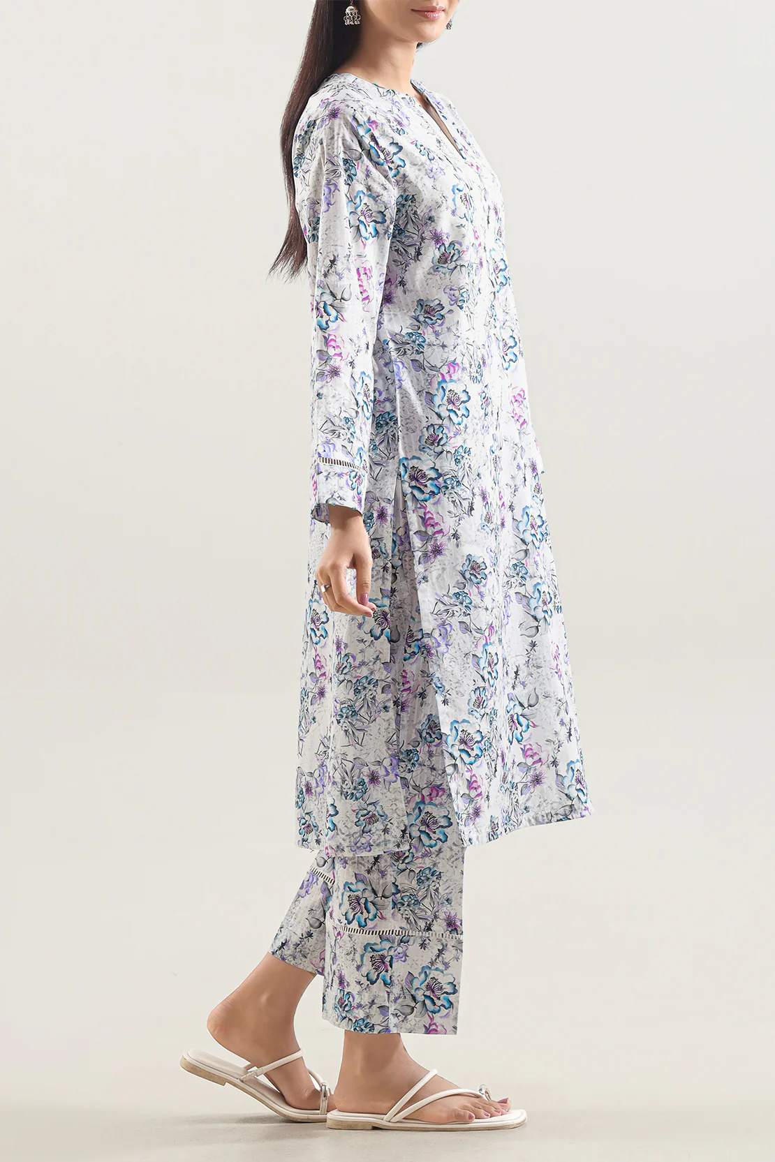 Stitched Lawn 2 Piece (Shirt/Trouser) - Image 3