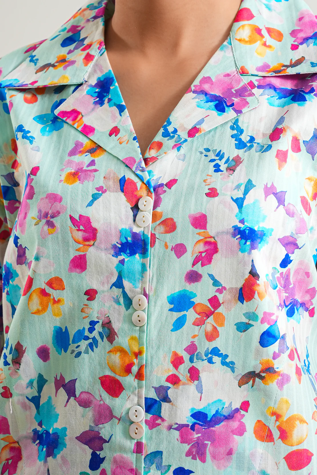 Stitched Lawn 2 Piece (Shirt/Trouser) - Image 5