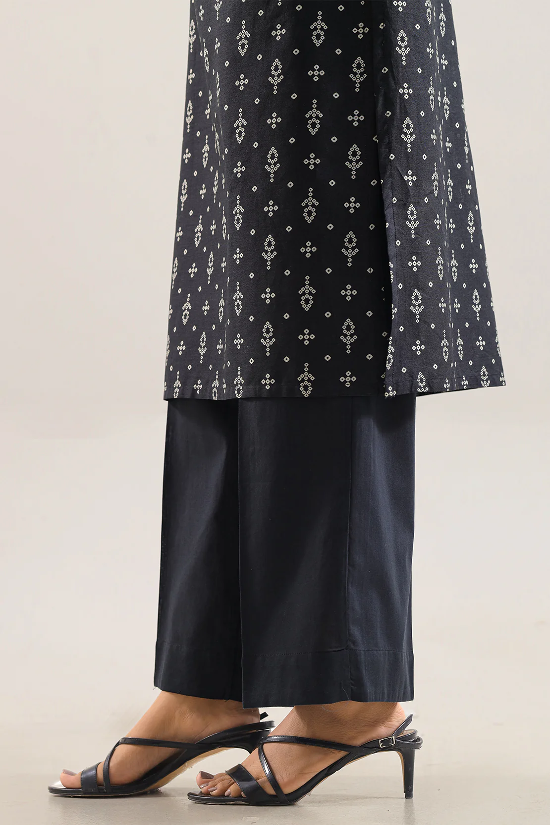 Stitched Lawn Suit – Printed (3PC,2PC Or Shirt) - Image 6