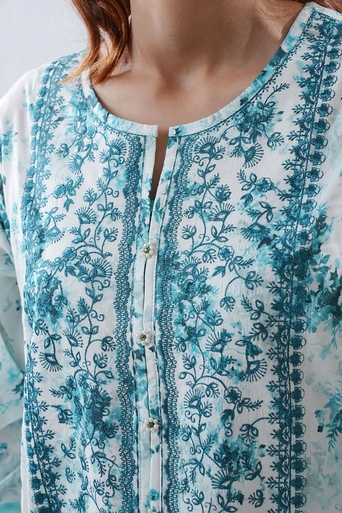 Stitched Printed Embroidered Lawn 3 Piece - Image 5