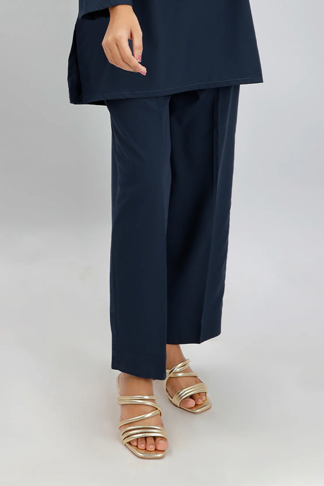 Unstitched Cotton Dyed Trouser Fabric - Image 2