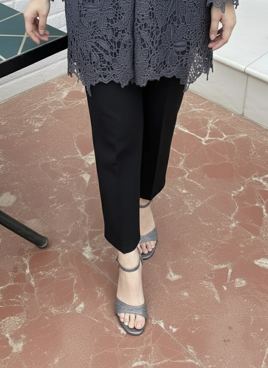 Unstitched Cotton Dyed Trouser Fabric