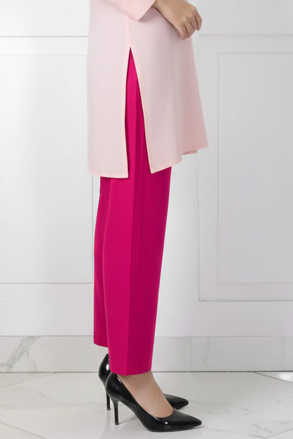 Unstitched Dyed Cambric Trouser Fabric - Image 2