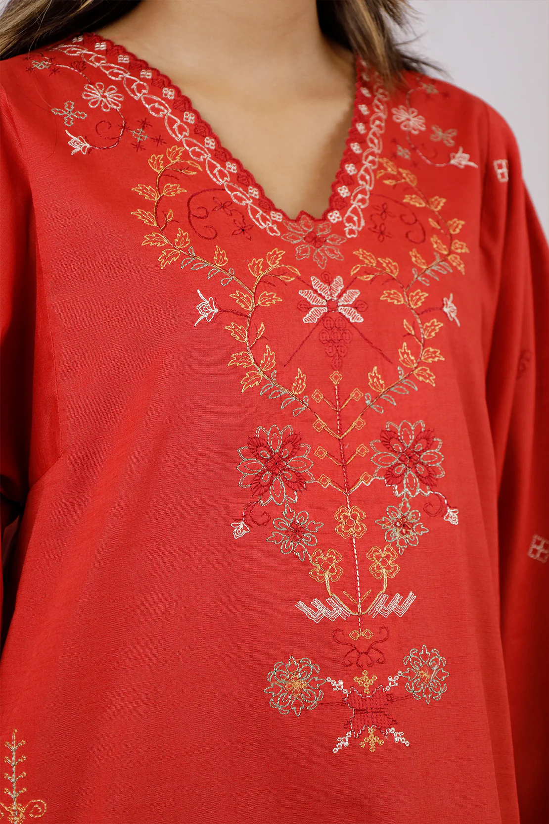 Unstitched Embroidered Warm Khaddar 2 Piece (Shirt/Trouser) - Image 2