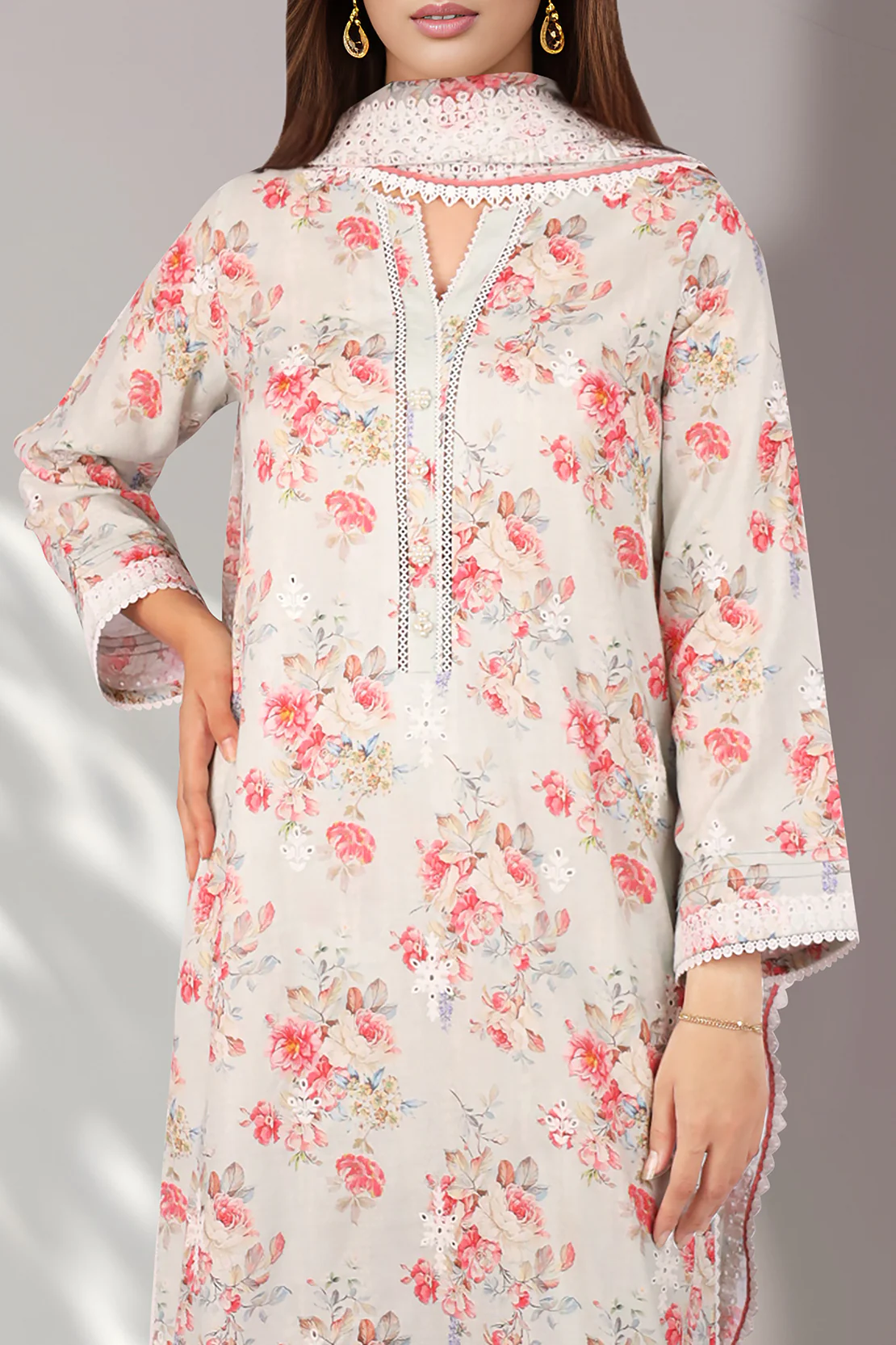 Unstitched Embroidered Self Jacquard 3 Piece With Chiffon Dupatta - Image 2