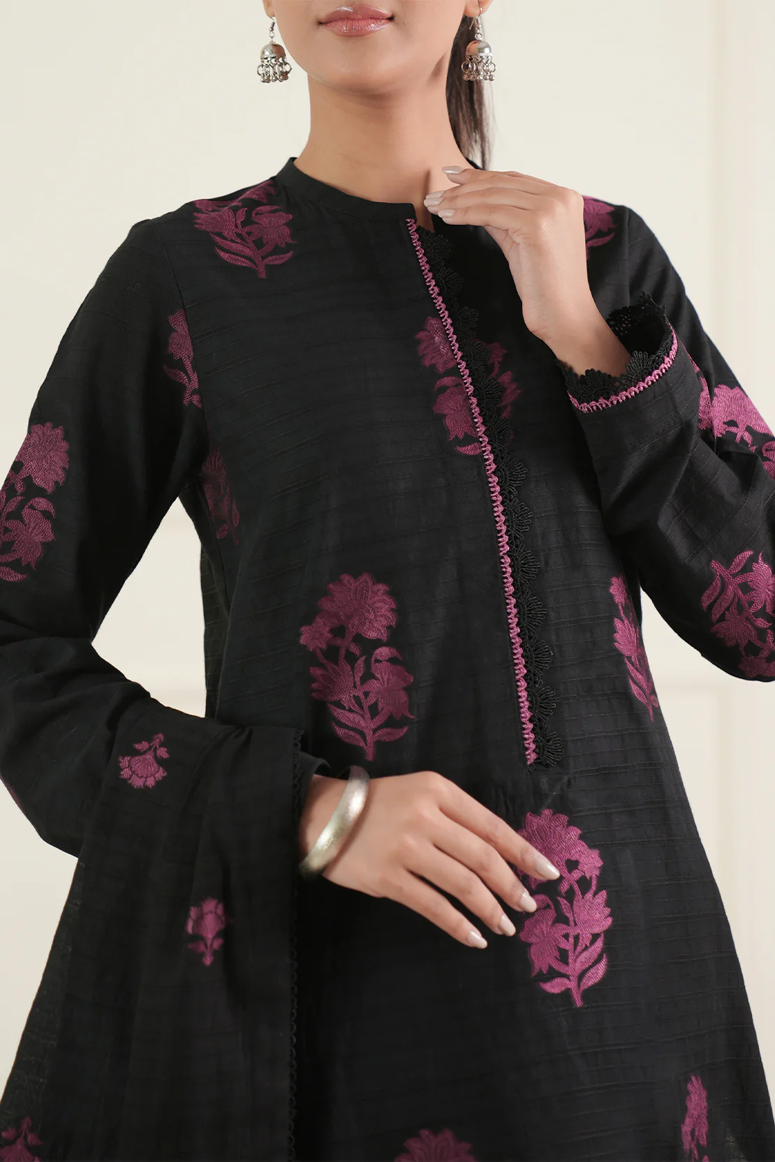 Unstitched Jacquard Cotton 2 Piece (Shirt/Dupatta) - Image 3